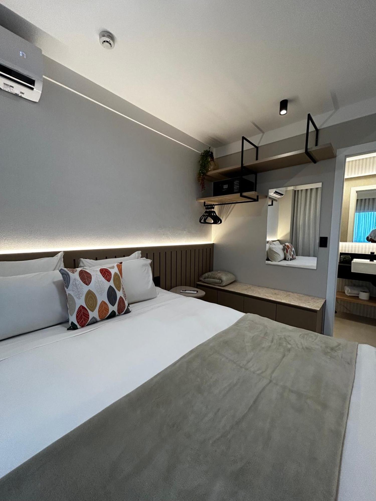 Flat Praia Do Canto 2Q-2B Long Stay Triangulo Das Bermudas Віторія Екстер'єр фото